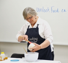 Diane O’Shea shows year two teacher candidates how healthy eating is a crucial part of overall wellness during Western Education’s Teacher Wellness Conference.